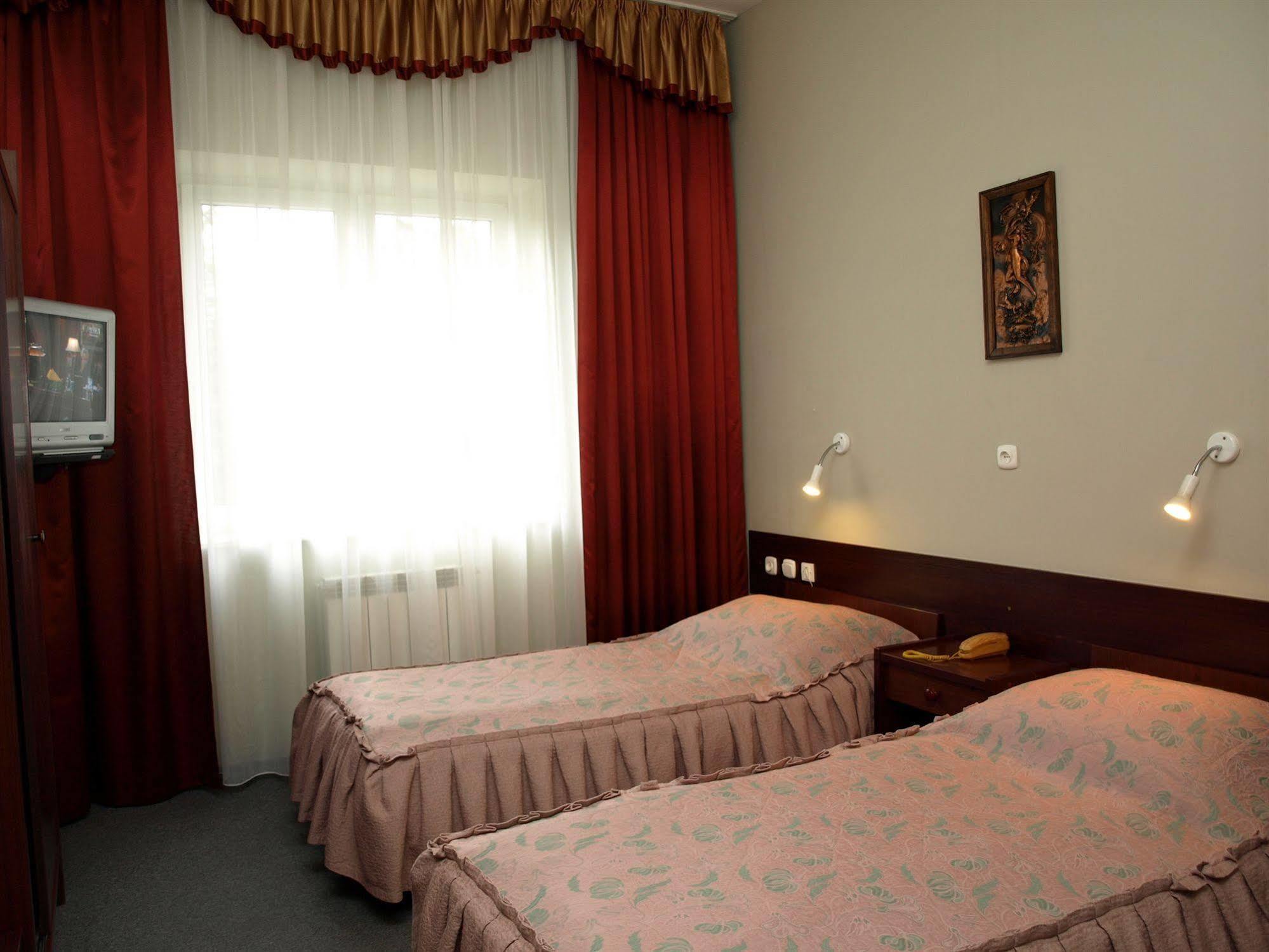 Hotel Relaks Wola Ducka Exterior foto